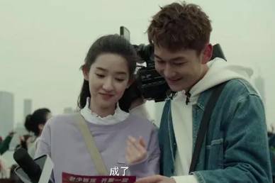 《纵有疾风起》历史图片