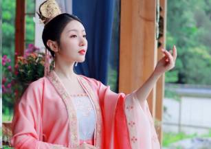 《择君记》历史图片