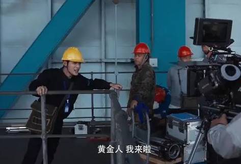 《许你万家灯火》历史图片