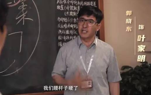《许你万家灯火》历史图片