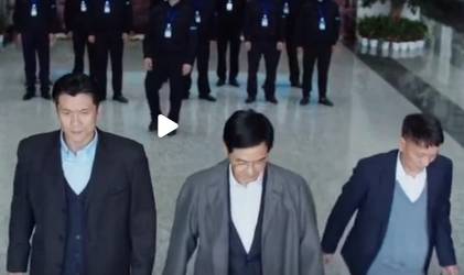 《许你万家灯火》历史图片