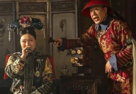 《黏人俱乐部》历史图片