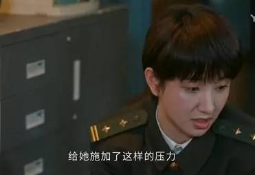 《他是谁》历史图片