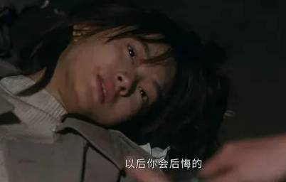 《他是谁》历史图片