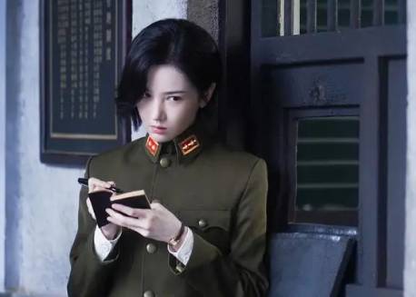 《薄冰》历史图片