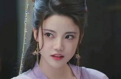 《长月烬明》历史图片
