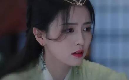 《长月烬明》历史图片