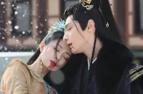 《长月烬明》历史图片