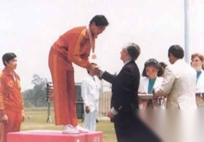 历史上的今天历史图片
