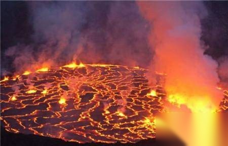 火山历史图片