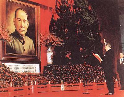 历史上的今天历史图片