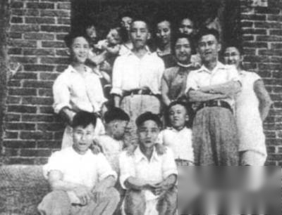历史上的今天历史图片