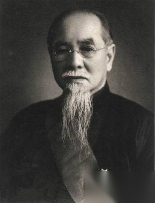 历史上的今天历史图片