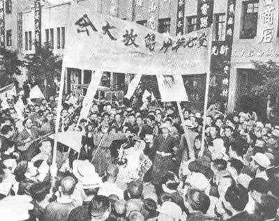 历史上的今天历史图片