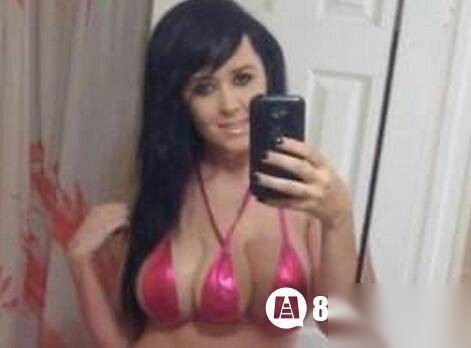 目瞪口呆 3个乳房的女人是性感还是妖孽历史图片