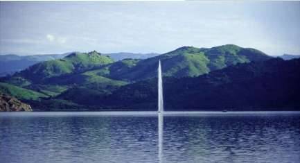 湖泊历史图片