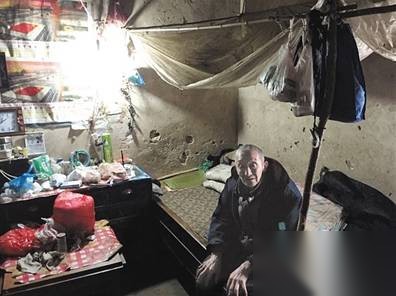 刑讯逼供历史图片