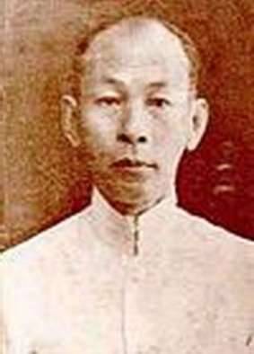 普密蓬·阿杜德一生最大的敌人銮披汶·颂堪元帅历史图片
