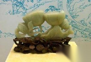 乾隆皇帝喜欢收藏什么？他一生收藏了多少宝贝