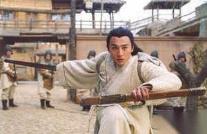 后世之人对荆轲的评价是怎样的？荆轲是英雄吗？