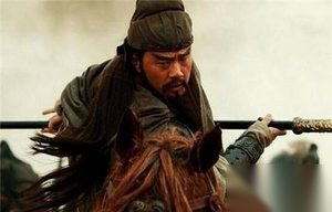 关羽水淹七军吓到曹操：孙权为对付他"装孙子"