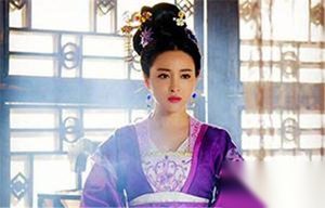 她和姐姐一起入宫深得帝宠 却只当一年皇后