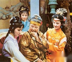 贾母竟是这样管理贾府的！一个聪明得可怕的女人