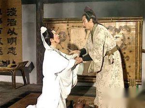 揭秘：诸葛亮为什么放弃曹操孙权而选择了刘备？