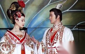 解密：中国历史上权利最大的两个女人是谁？