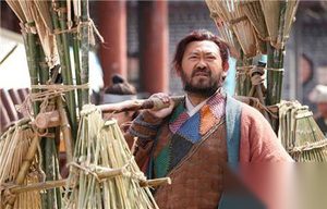 程咬金有勇有谋不只会三板斧可惜被黑惨了！