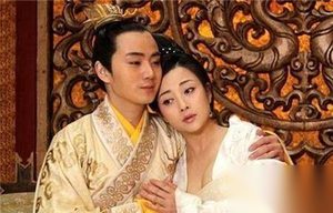 明穆宗服用媚药：昼夜亢奋临幸美女 无法理朝