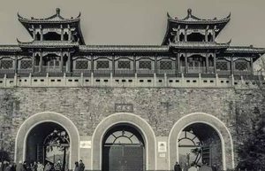 李世民不仅割下李建成的头，还干了件大事，史书根本没写