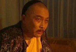 乾隆听到是自己继位后，为什么哇的一声哭出来