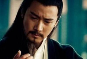 刘备三顾茅庐去找诸葛亮 前两次的时候他都在干嘛