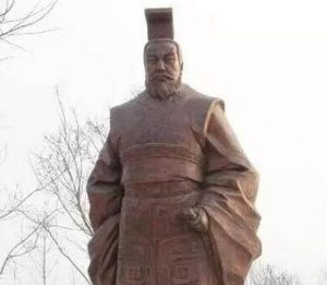 秦孝公临死前为什么要将皇位传给商鞅？