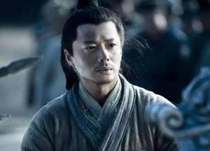 韩信受胯下之辱时，为什么不杀那个羞辱他的人？