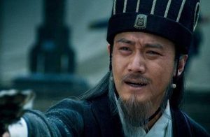 诸葛亮的岳父不助诸葛亮反而助陆逊？黄承彦是怎么想的？