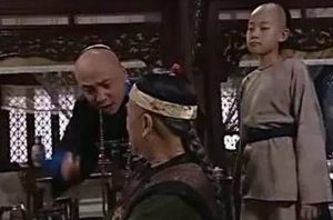 乾隆为什么要毁掉李卫的石像？原因是什么