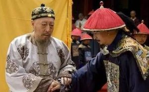 嘉庆几天就扳倒和珅，乾隆朝的百官都不敢弹劾他吗？