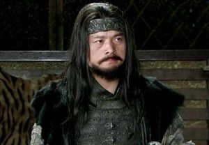 华雄除了关羽外无一应战 华雄的武艺到底有多高