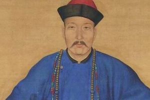 佟佳·隆科多：清朝圣祖孝懿仁皇后之弟，满洲镶黄旗人