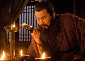 袁绍，一手推动了东汉的乱世，更成为乱世中最大的赢家