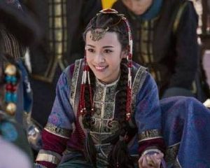 惇妃的特殊身份是什么？乾隆晚年宠妃，比乾隆儿子小十七岁