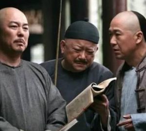 小偷去和珅的家偷钱 小偷最后为什么会望宝兴叹