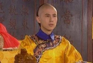 顺治宁愿与孝庄反目，也要宠信太监的原因是什么？