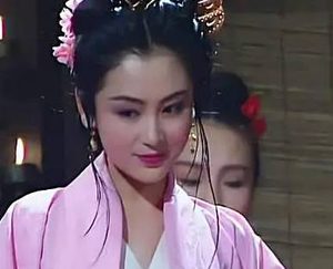 被曹操送给关羽的貂蝉，为何在当晚就自尽了?