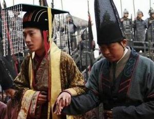 东周最后一位天子姬延的一生经历过什么？在位长达59年