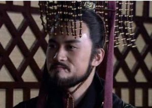 秦武王嬴荡在洛阳举鼎而亡，背后的原因是什么？