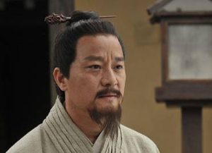范雎在去到秦国之前，都经历过哪些事情？