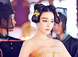 武则天被唐高宗接进宫后，靠什么扳倒王皇后和萧淑妃？